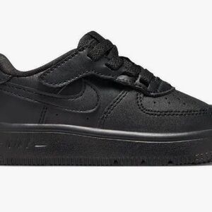 Nike Kids All-Black Air Force 1 Low
